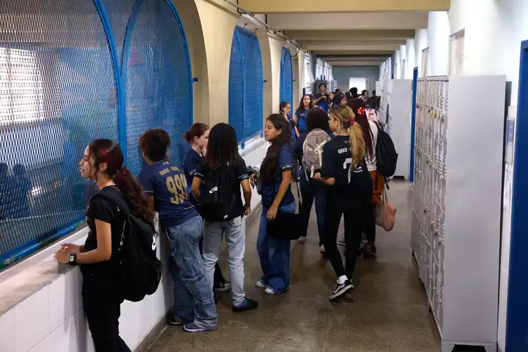 Tânia Rêgo/Agência Brasil Niterói (RJ), 03/06/2025 - Centro Integrado de Educação Pública (CIEP) 449 Governador Leonel Moura Brizola – Intercultural Brasil-França.  Foto: Tânia Rêgo/Agência Brasil