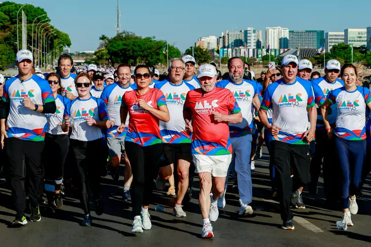 Ricardo Stuckert Presidente da República, Luiz Inácio Lula da Silva, durante a participação na Corrida e Caminhada MEC 95 anos, na Esplanada dos Ministérios. Brasília - DF. 
Foto: Ricardo Stuckert / PR